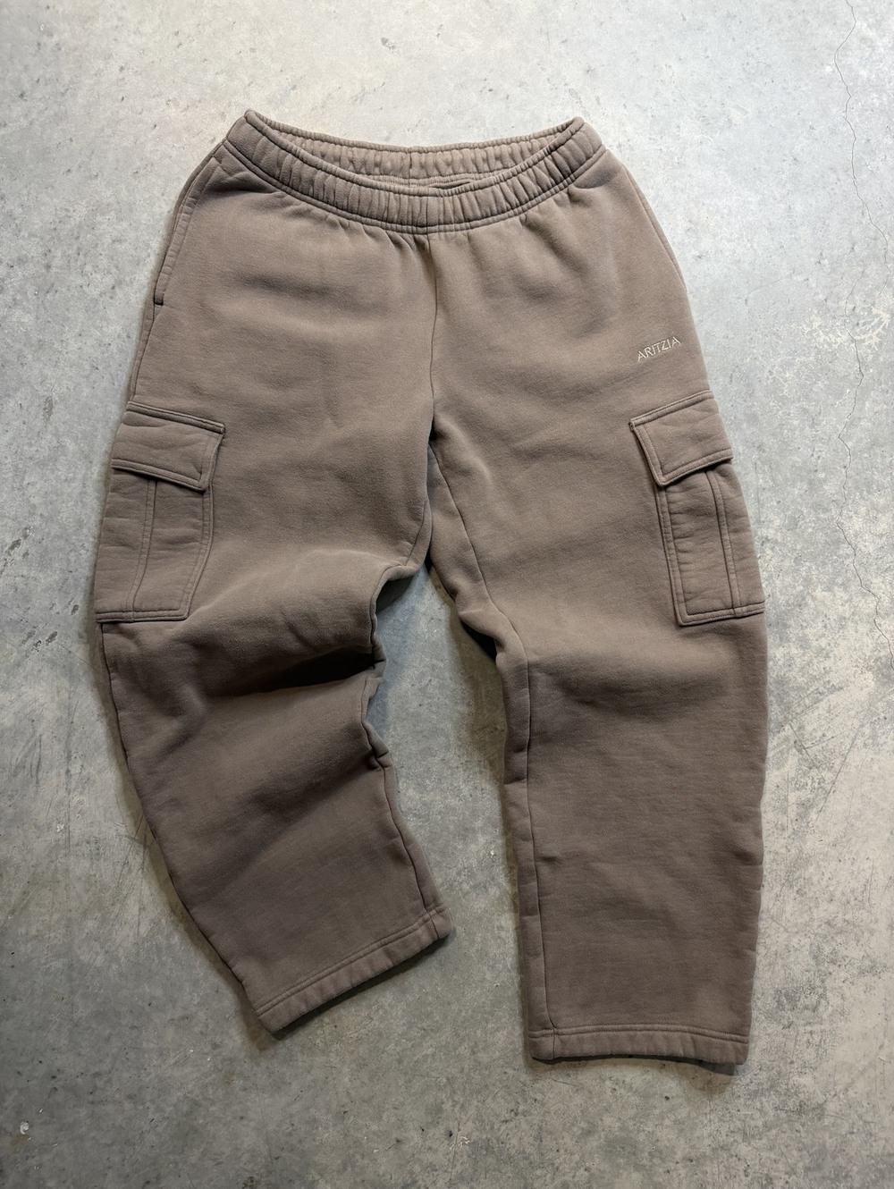 Aritzia Mega Cargo Taupe Fleece Sweatpants